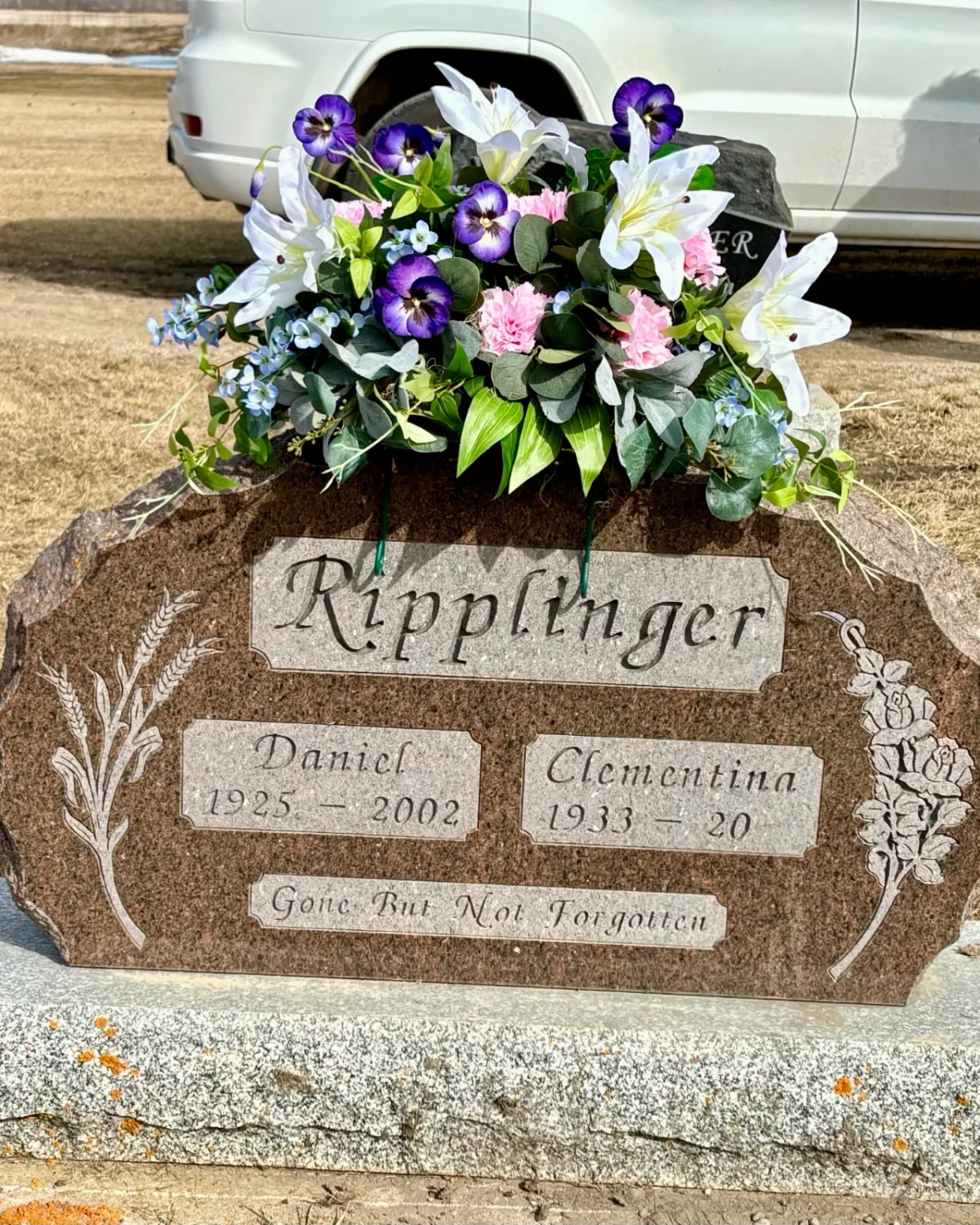 Faux Graveside Arrangement